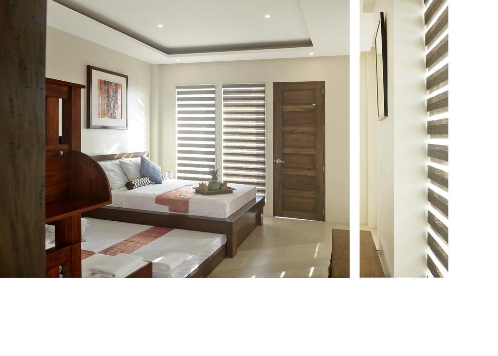 Allure Badian Beach Villa Exterior photo